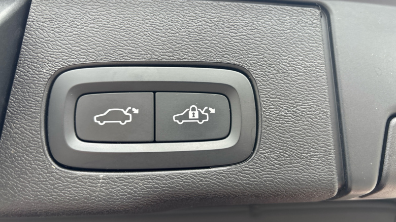 Volvo Xc60 2.0 B4D R DESIGN 5dr AWD Geartronic Diesel Estate